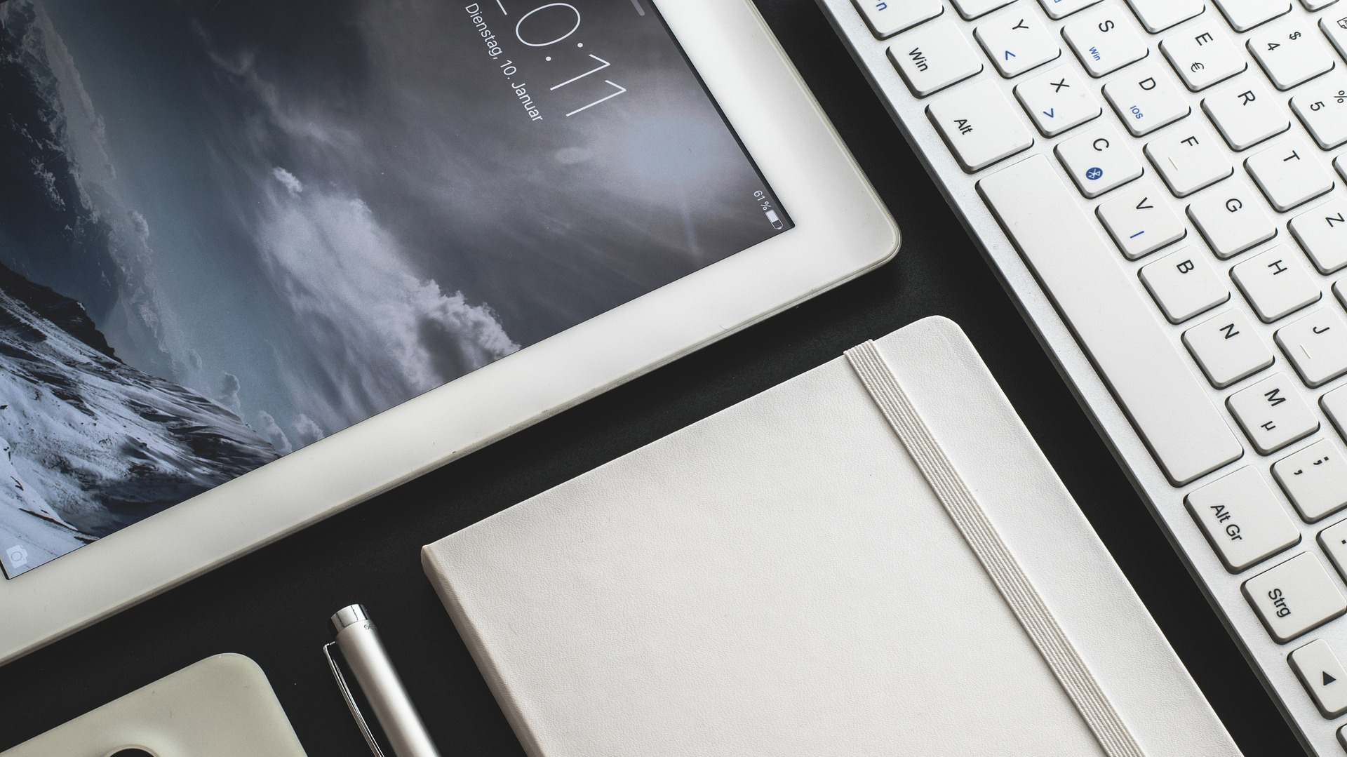 ipad, clavier et mobile