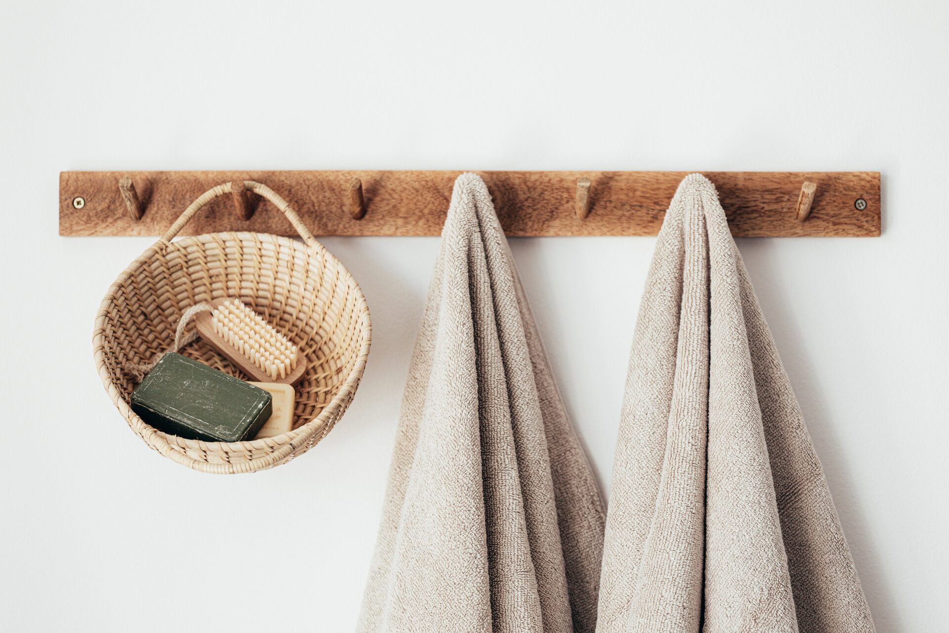 Toilettes durables dans la villa - Pexels, Qalia conscious responsible tourism luxury villa